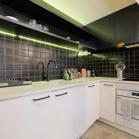 Beautiful Flat Center Апартаменты